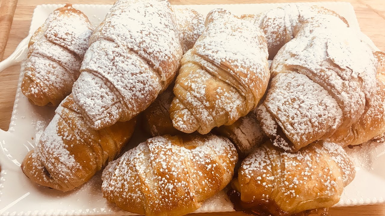 Täytetyt croissantit