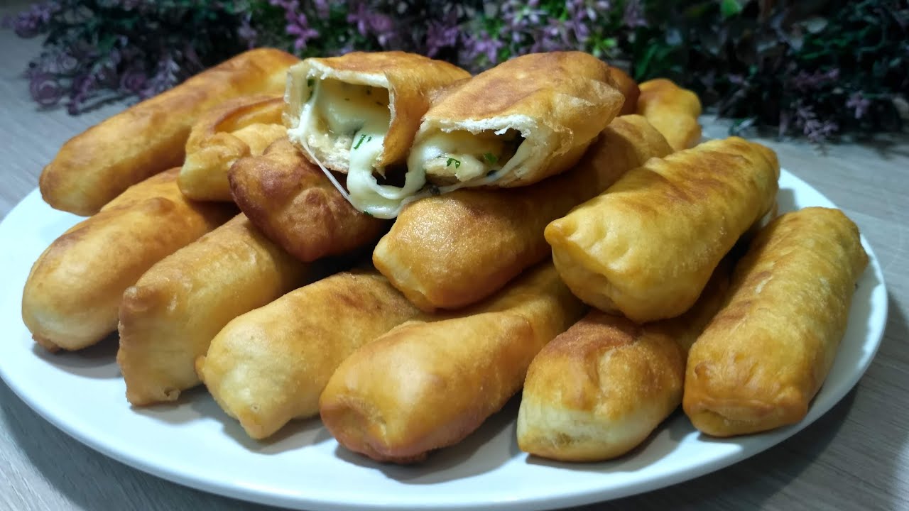 Huomio, rapeat: makeat ja suolaiset fetapiirakat, kuten tavernassa!