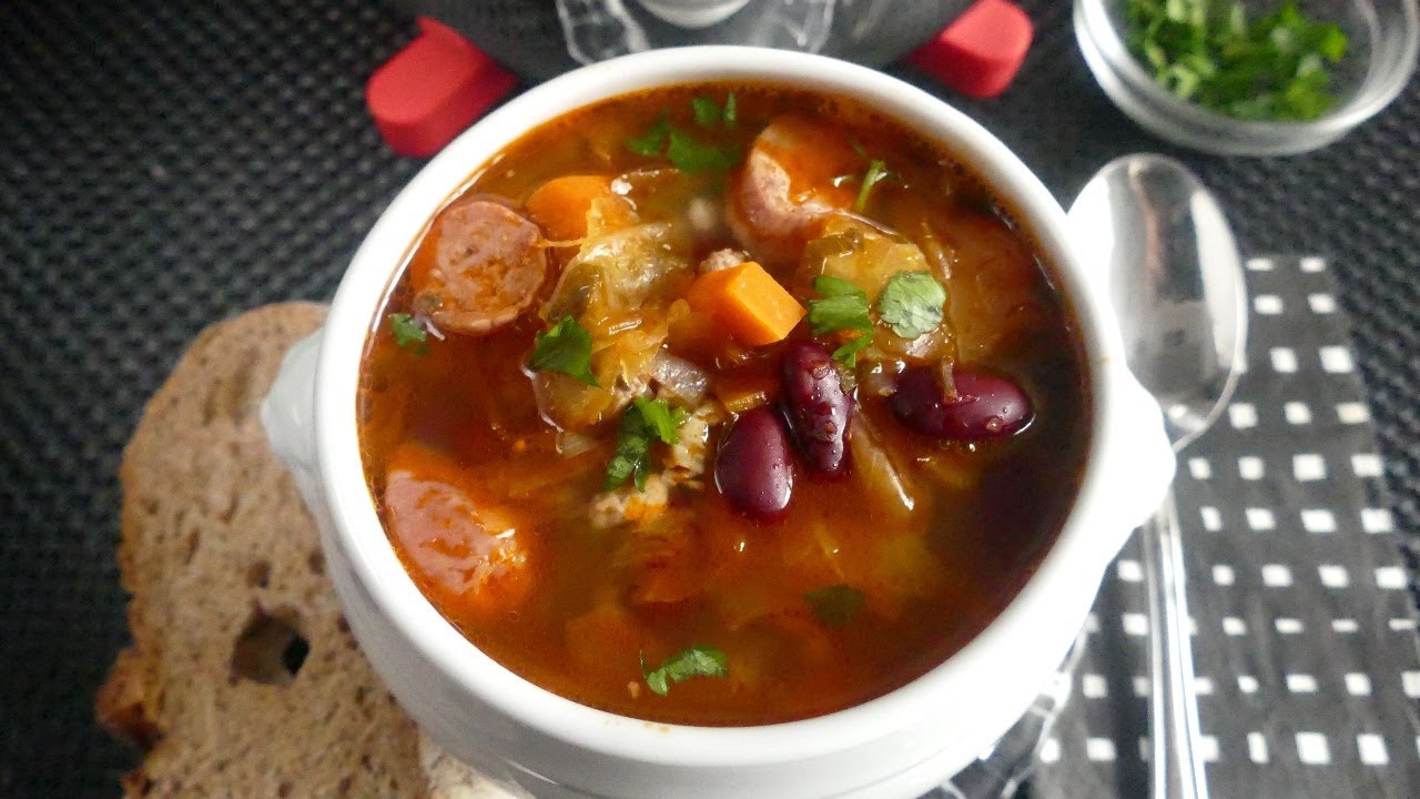 Ragusuppa: tällainen on unkarilaisen hapankaalisopan maku.