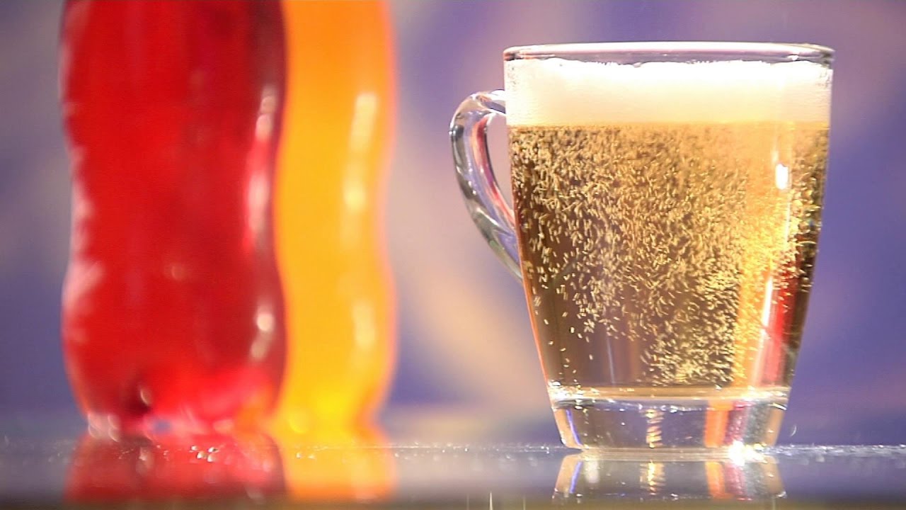 Valmistakaa kolme herkullista luonnollista mehua virkistykseksi.