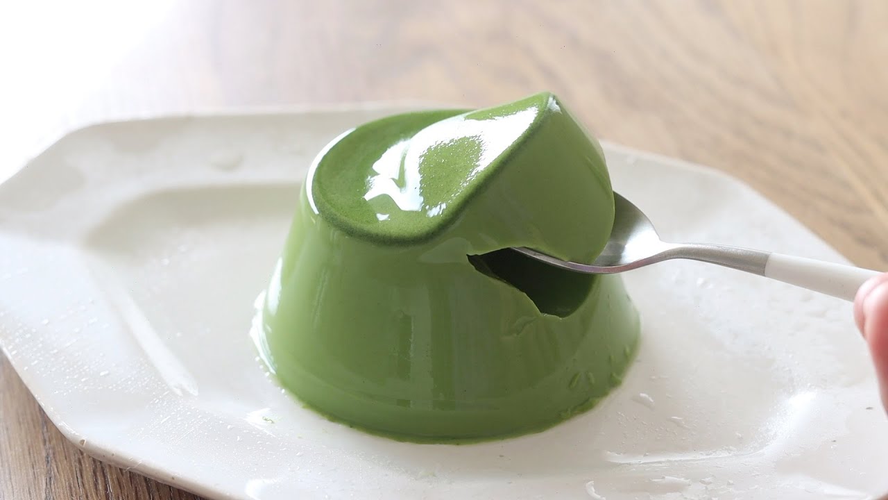 Vihreän teen ja kreikkalaisen jogurtin hyytelö on probiotteja ja antioksidantteja sisältävä aamiainen.