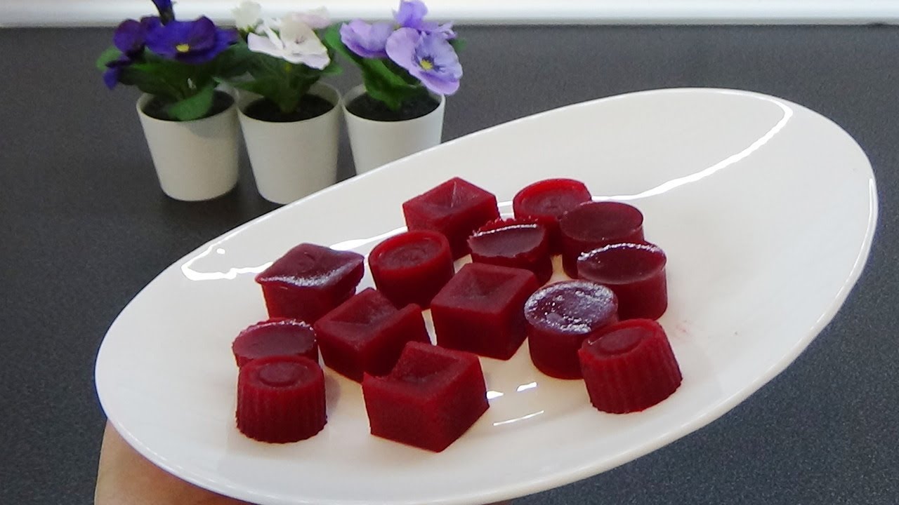 Tamarind-hyytelö chilijauheella auttaa tyydyttämään makeanhimoa ja tukee ruoansulatusta päivän aikana.