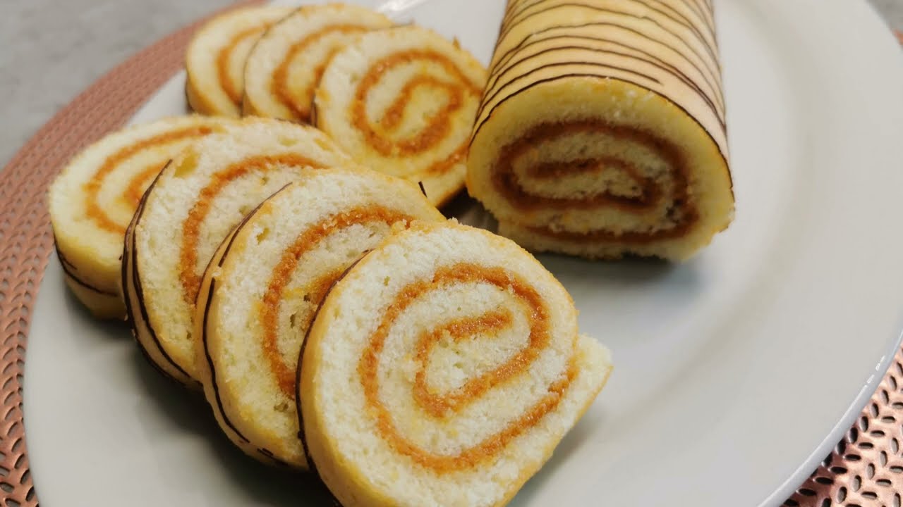 Rulla ”Mehiläisen pisto”: helppo resepti manteli- ja kermakakulle.