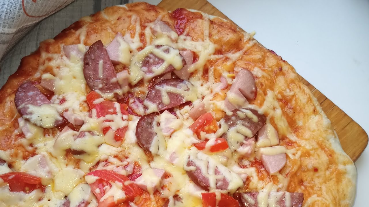 Aito italialaisen pizzan taikinan resepti: seitsemän salaisuutta, jotka sinun tulisi tietää.