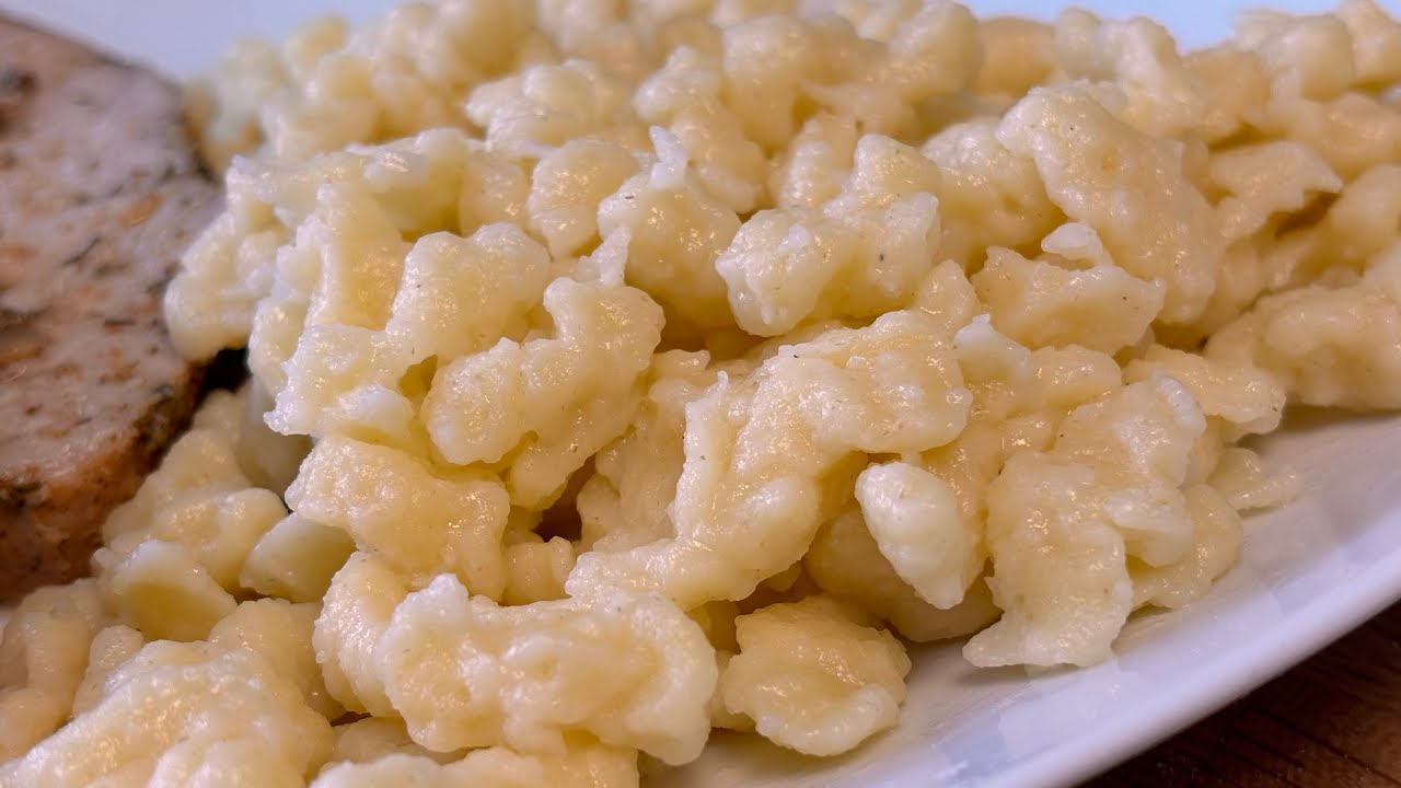 Alppiruoka, valmistettu friteerauskeittimessä.