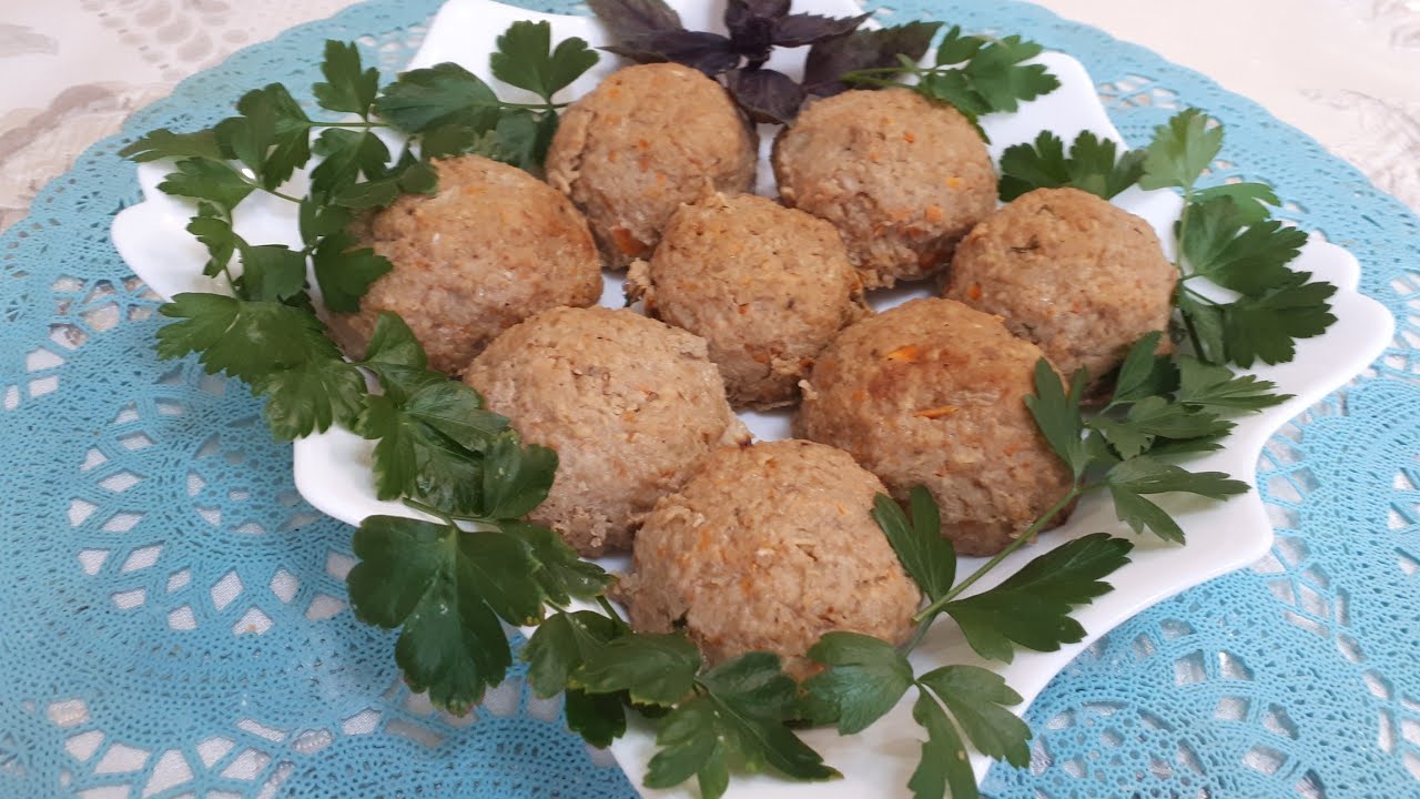 Lihajäämät keitosta? Valmistan niistä aina illallisen, ne menevät kuin kuumille kiville ja parantavat ruoansulatusta.