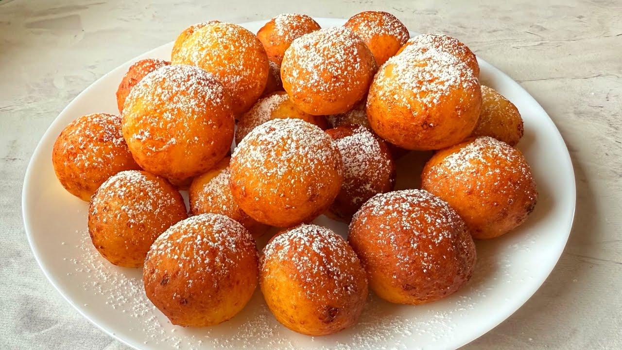 En sekoita taikinaa, vaan vain yhdistän ainekset. Nämä herkulliset donitsit valmistuvat todella nopeasti.