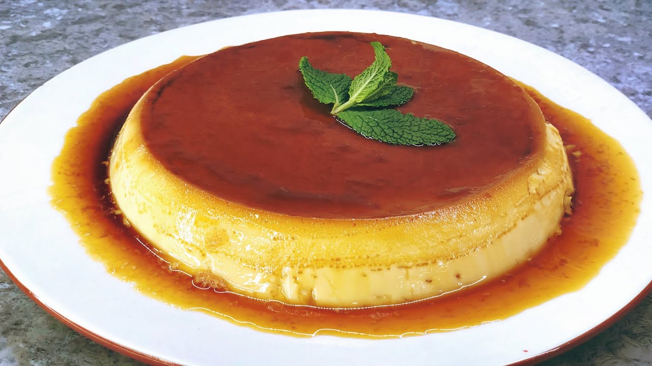 Hyödyllinen flan – herkullinen sokeriton jälkiruoka, jossa on kaksi erilaista tekstuuria.