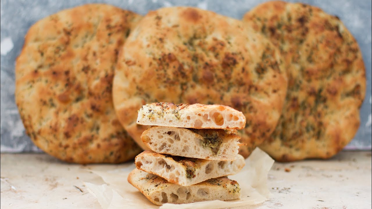 Valkosipulitortilla: helppo ja herkullinen välipala, jota on kätevä syödä käsin.