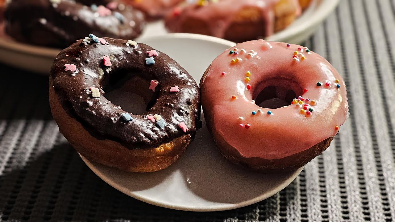 Kuinka monta kaloria on donitsissa? Poistamme kaikki epäilyt kertaheitolla.