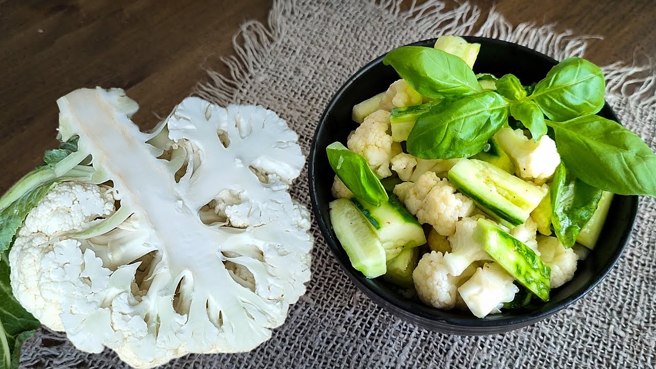 Kermakupit, joissa on mustekalaa ja värikkäitä kaaleja, maustettuna paprikalla – täydellinen alkupala uudenvuoden juhliin.