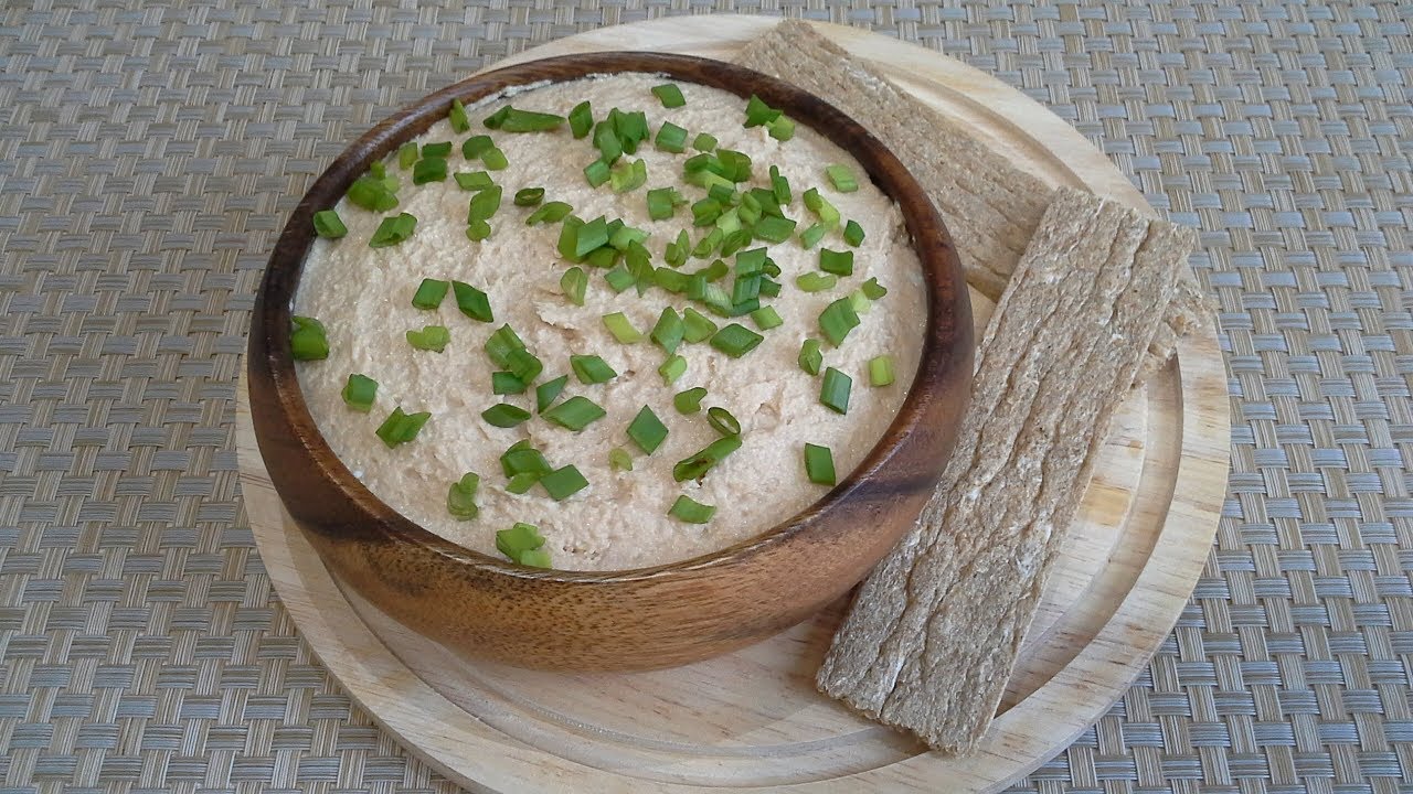 Kuinka valmistaa kotitekoista tonnikalapastetta – täydellinen resepti voileipiin tai alkupalaksi.