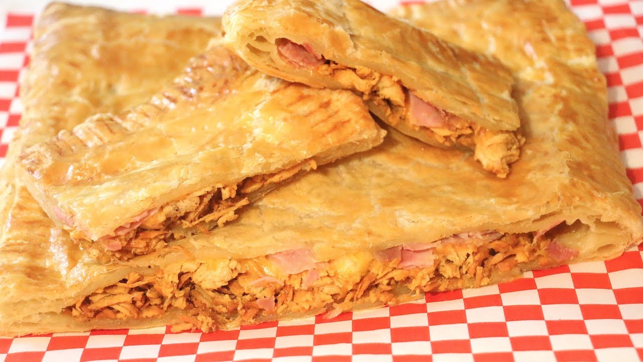 Paras resepti paistetuille empanadoille, joissa on kinkkua ja juustoa.