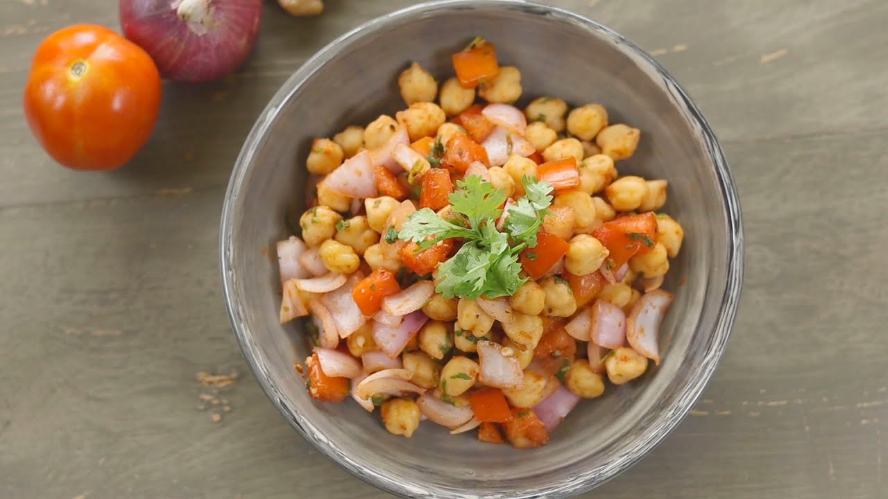 Kolme säilykesalaattia, jotka auttavat sinua valmistamaan illallisen.