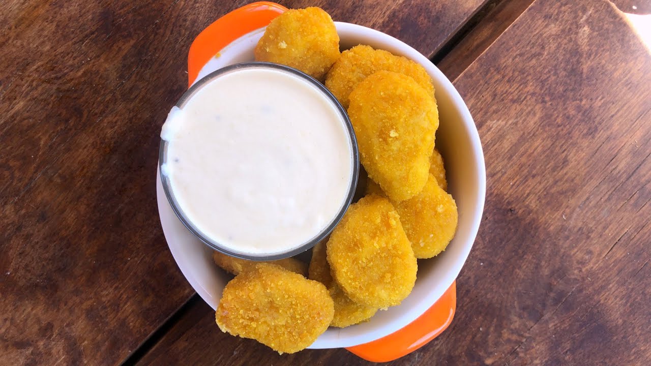 Yksinkertainen ja monipuolinen resepti: kalapalat makean ja hapan majoneesin kera.