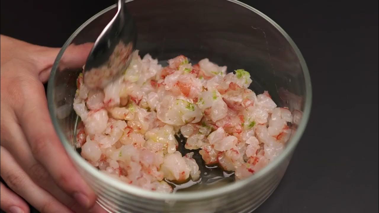 Katkarapupasteija on valmis minuutissa – ihanteellinen tapa käyttää jouluruokien tähteet.