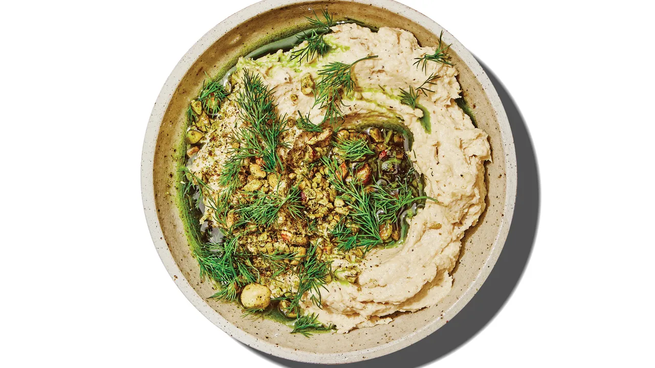 Kreikkalainen ystäväni esitteli minulle tämän pastan. Siinä on vain neljä ainesosaa, mutta se vahvistaa immuunijärjestelmää ja alentaa kolesterolia.