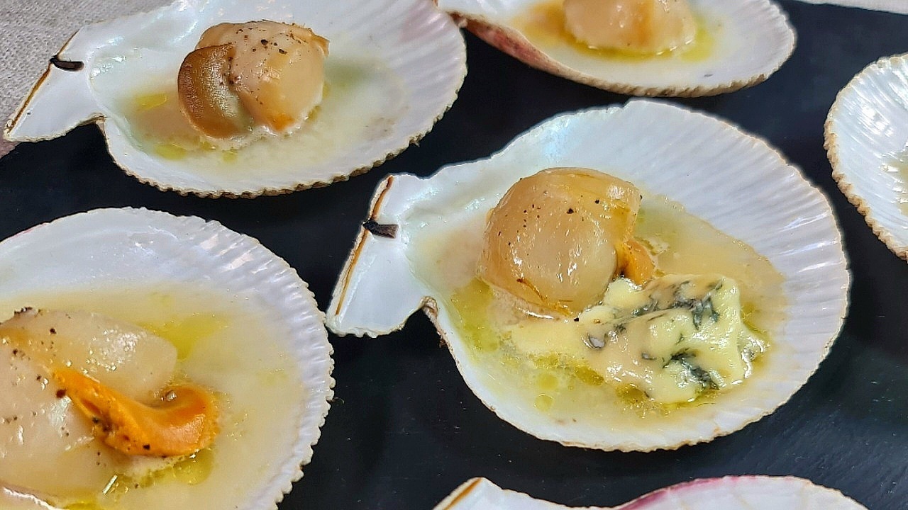 Tonnia merihietakampasimpukoita betonin valmistukseen: näin tämä maa hyödyntää Michelin-tähdillä palkittujen ravintoloidensa jätteitä.м