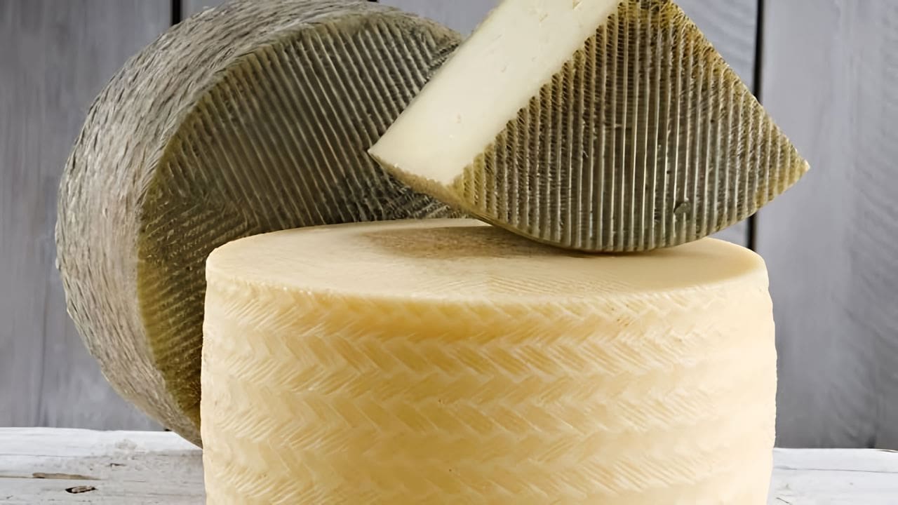 Tämä juusto parantaa merkittävästi ruoansulatusta 60 vuoden iän jälkeen.